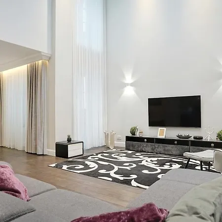 Luxury With Parking Riga
