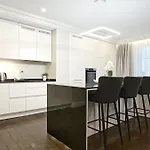 Apartament Luxury With Parking Ryga