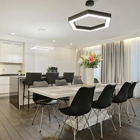 Apartament Luxury With Parking Ryga
