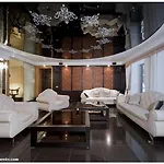 Luxury With Parking Apartman *